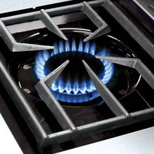 Load image into Gallery viewer, Broil King Regal™ S490 Pro Grill